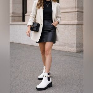 Women's Chelsea Studded Strap Chunky Ankle Boots White Size 5.5 NWT